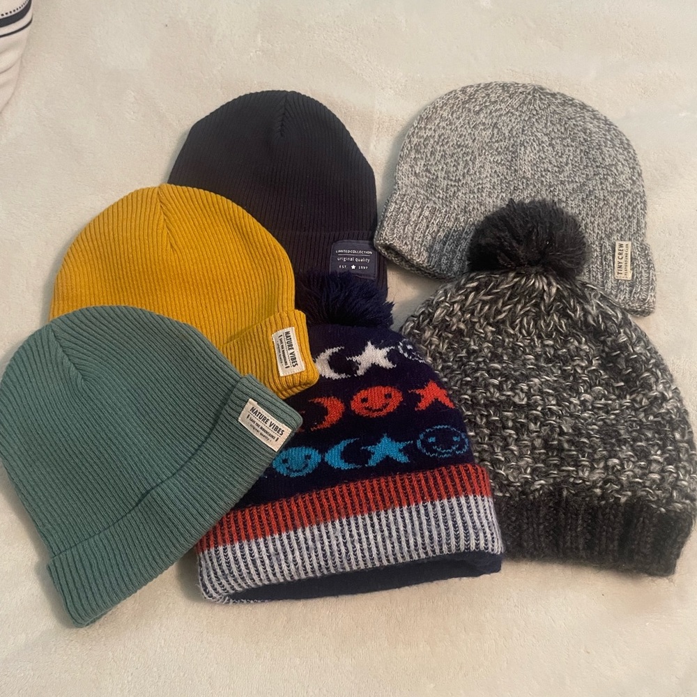 Zara boys beanies